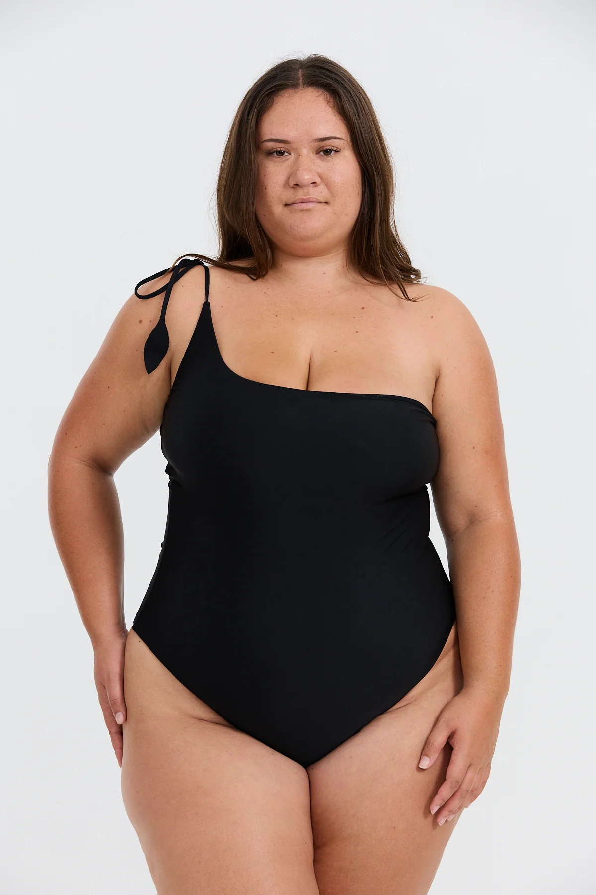 Makaio Curve One Piece - Black - Image 6