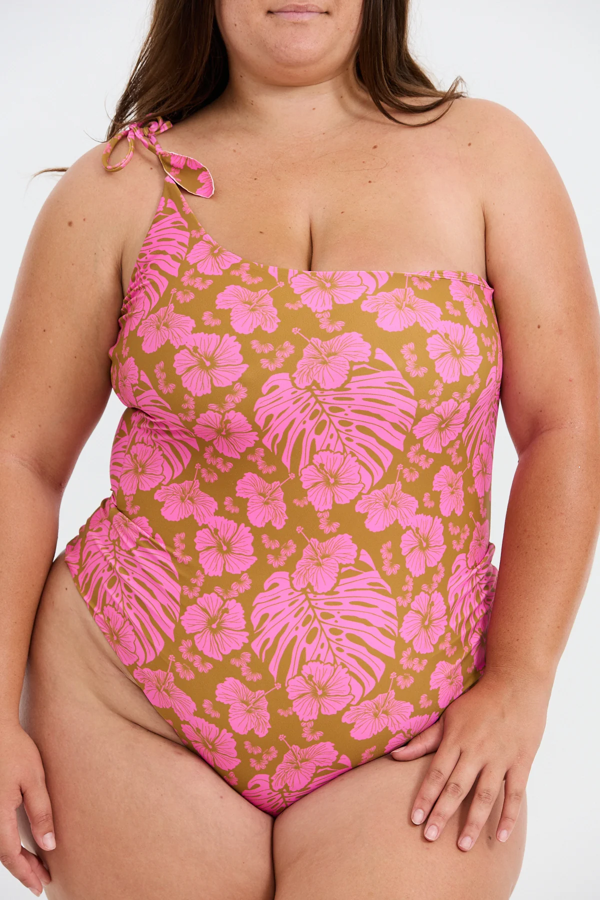Makaio Curve One Piece - Garden - Image 10