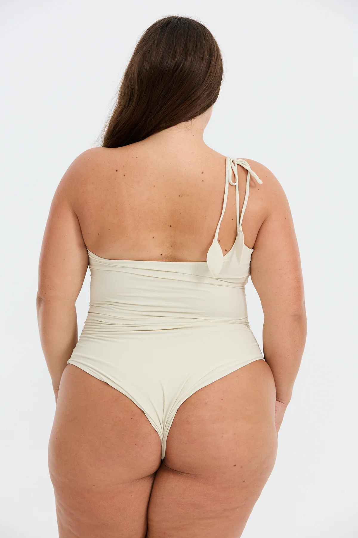 Makaio Curve One Piece - Gardenia - Image 7