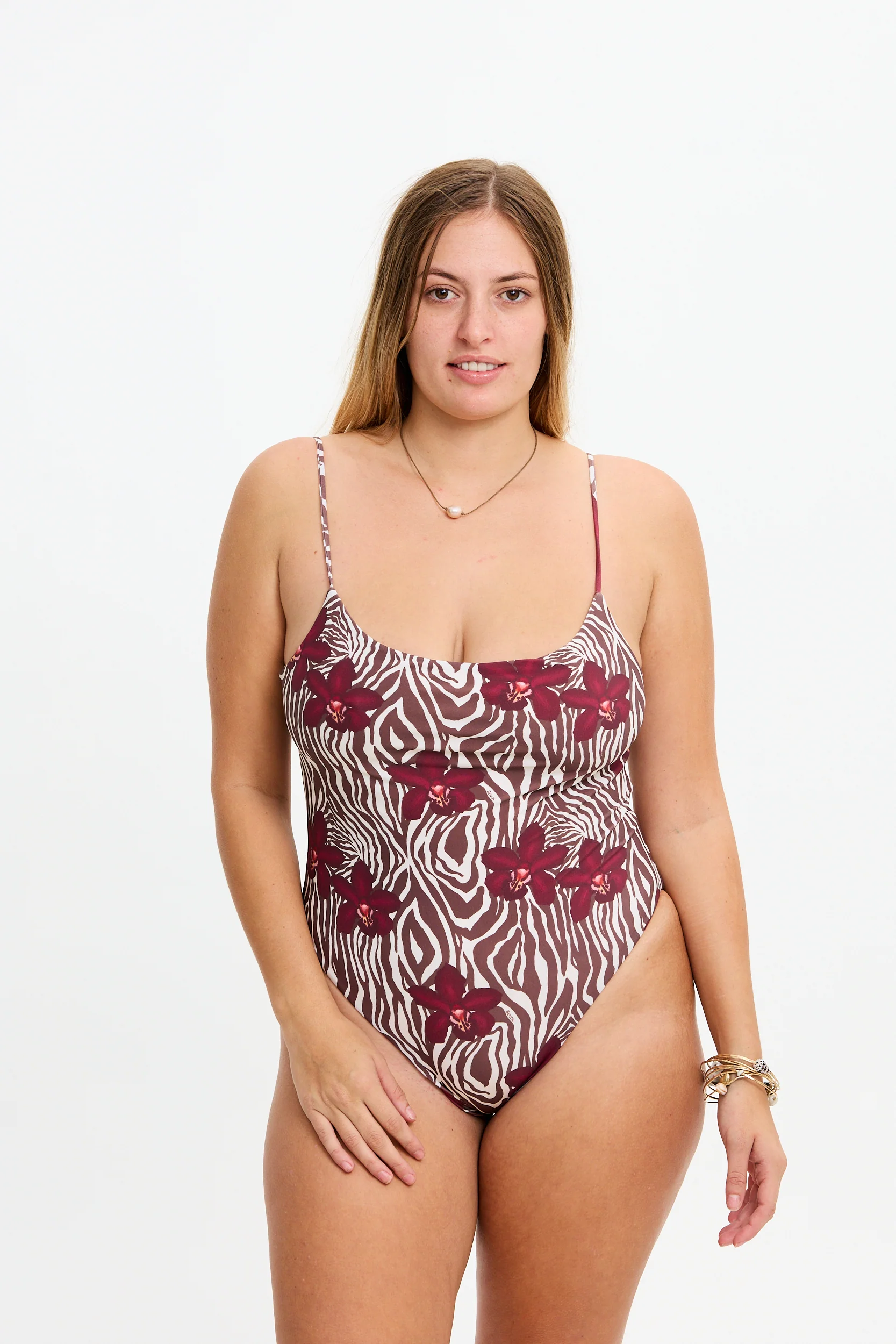 Makenna One Piece 2.0 - Diva - Image 6