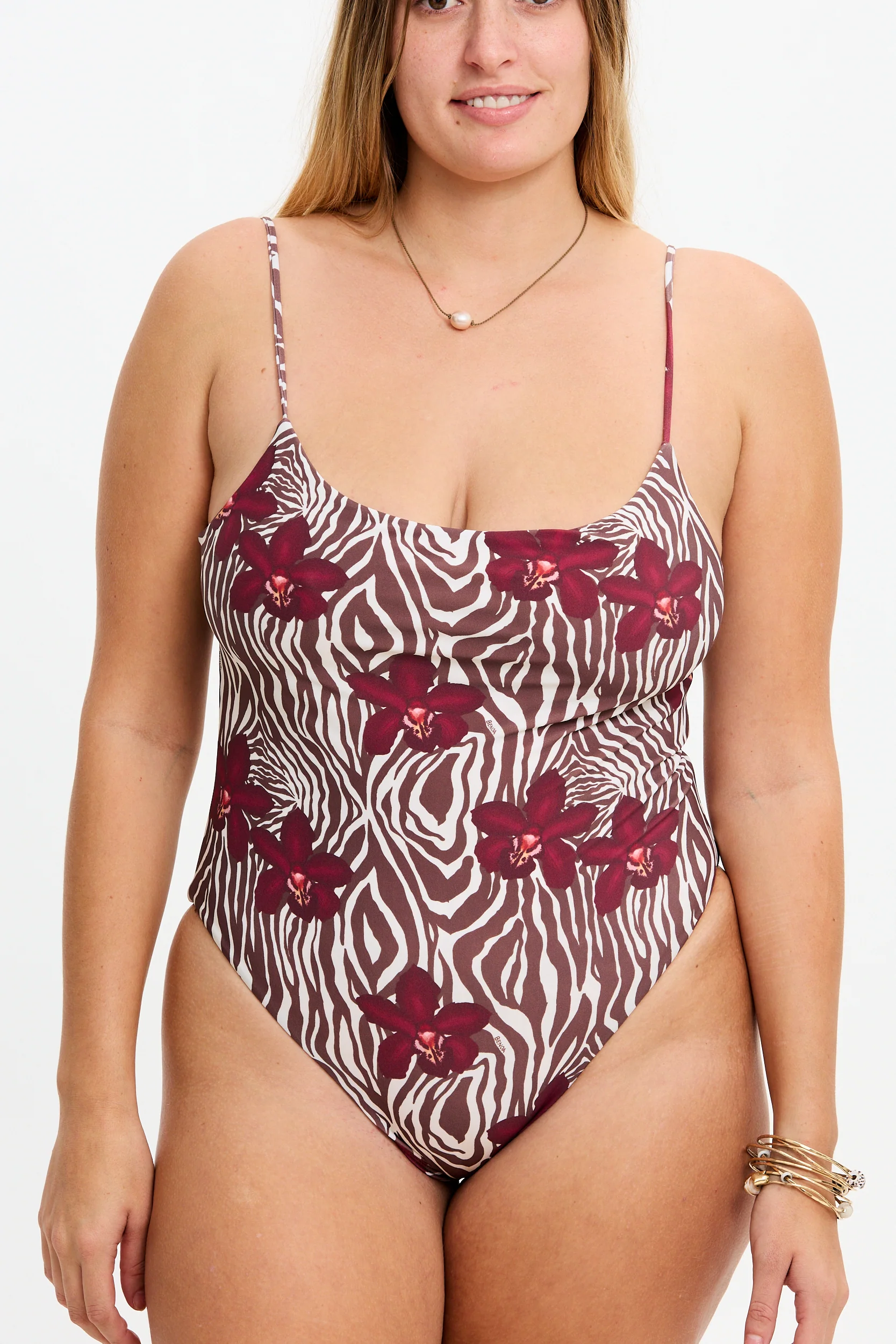 Makenna One Piece 2.0 - Diva - Image 9