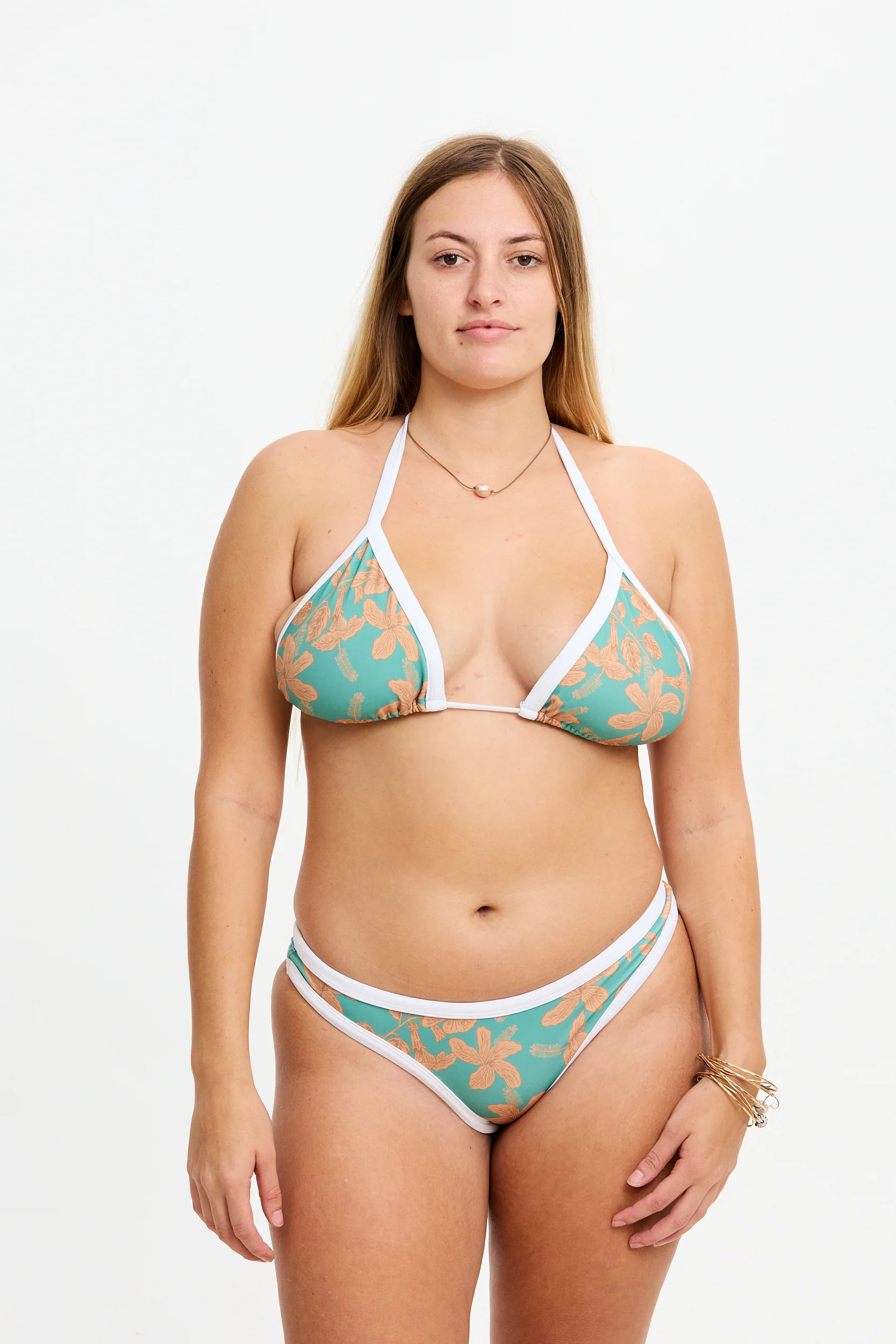 Mia Bottom - Tropics - Image 8
