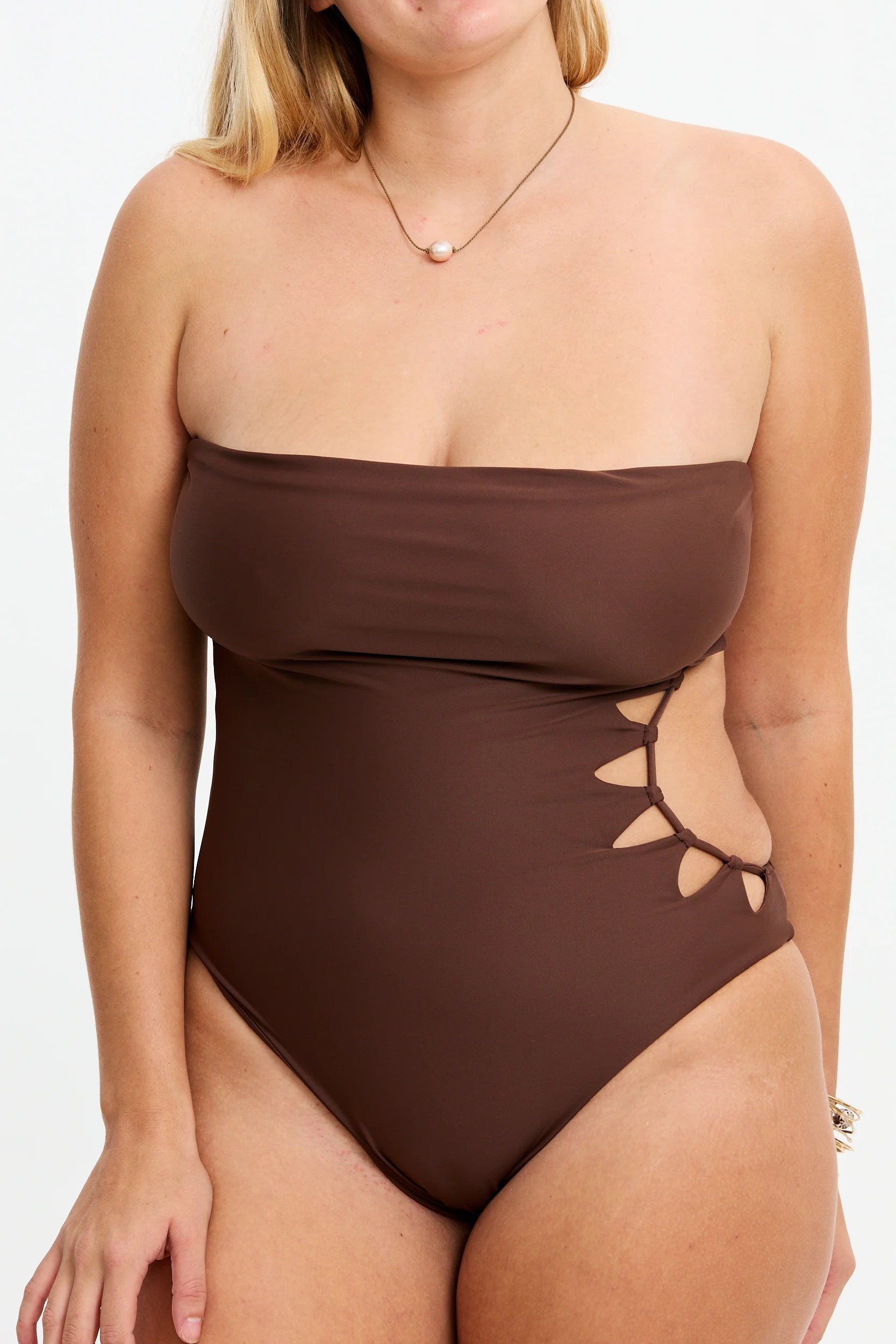 Sunny One Piece - Coconut - Image 11