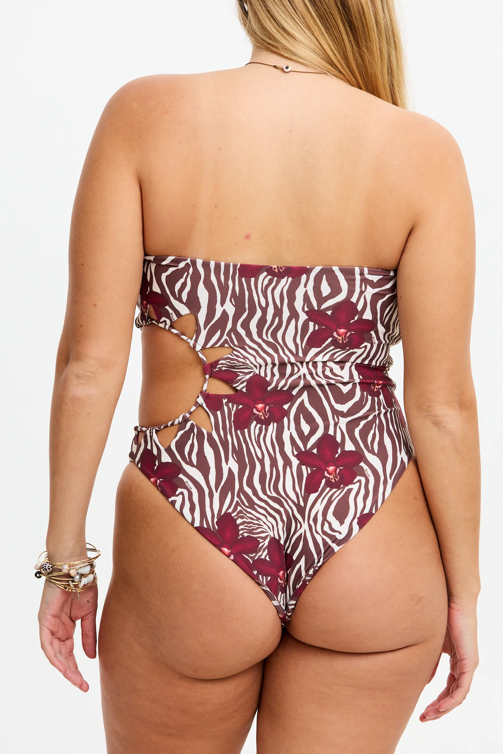 Sunny One Piece - Diva - Image 10